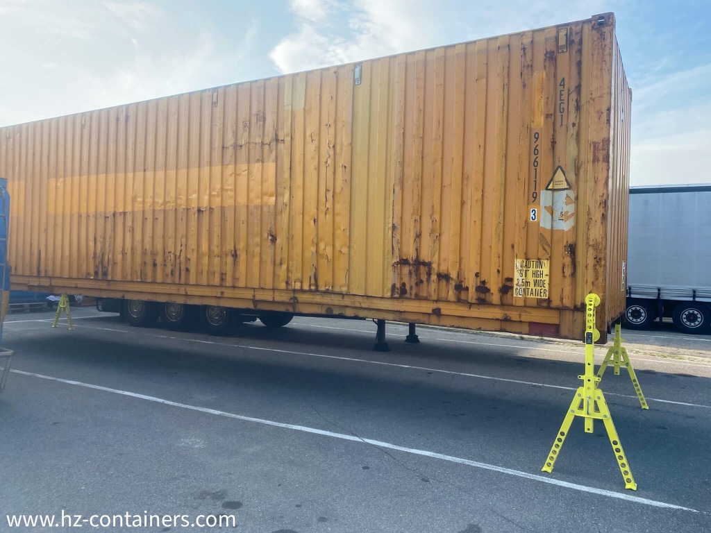 Bruchsch en Bewillig für en Schifffahrtscontainer mit ConFoot-Füess?